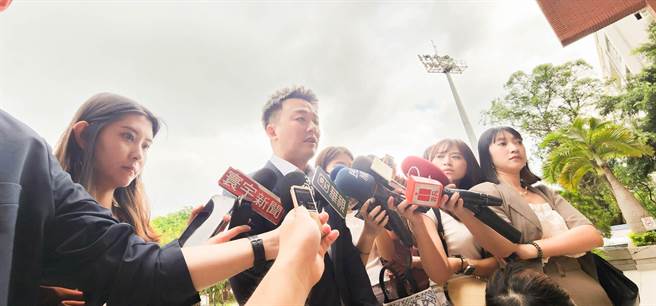 李正皓提议民进党中央可以考虑永和区后溪里里长庄铭渊。(黄敬文摄)