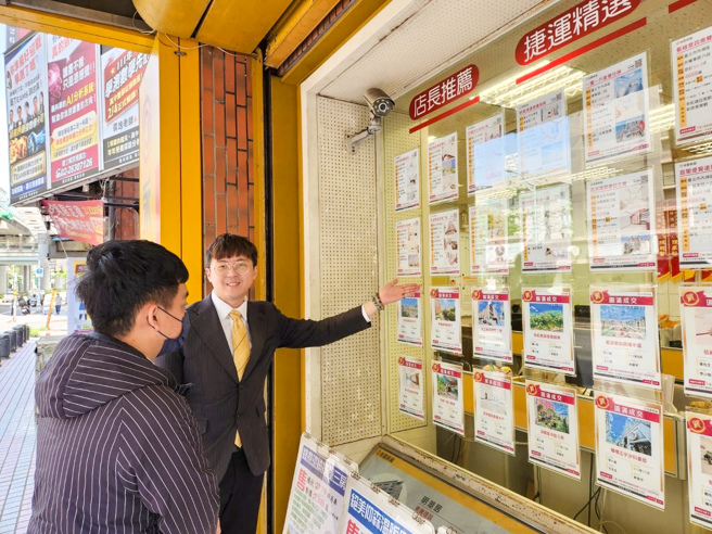陈家骏提醒，民眾若有购售房屋，一定要多家谘询比较，才有机会辨别黑心房仲手法。(图/永庆房屋提供)