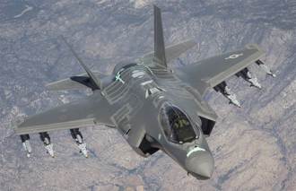 美國F-22、F-35不夠看？退役中將爆「CP值最高戰機」