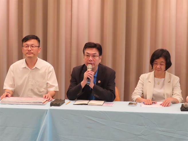 板桥喂药案药品来源为何，新北市府会是检方侦查重点。（叶德正摄）