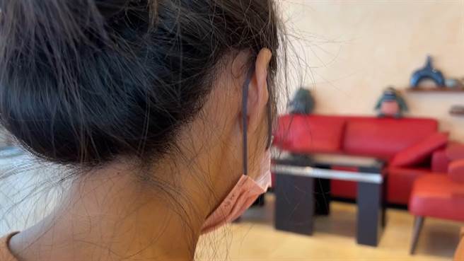 黄姓女子泪诉，没赚到钱偿还医疗费贷款，还被列为诈骗共犯，心里委屈又无奈。（民眾提供／萧嘉蕙台东传真）