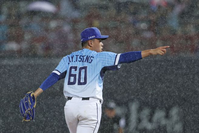 富邦悍将曾峻岳。（富邦悍将提供）