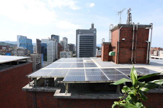 贾新兴表示，参考圣婴的预报显示，确实今年冬季有超过7成以上的机率会出现圣婴现象，暖冬的机率高。（资料照）