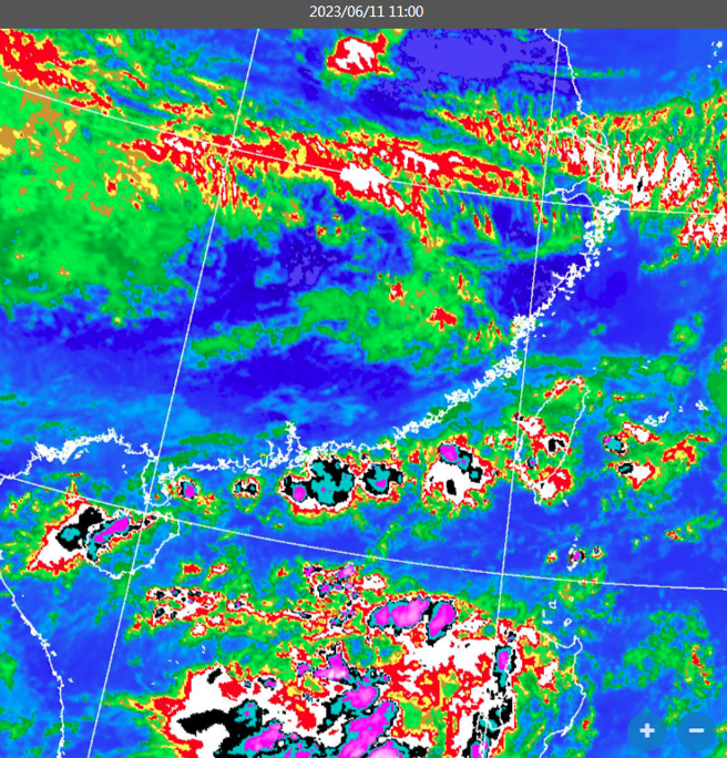 上午11點，成串對流胞已開始登陸台灣。（翻攝自氣象局）