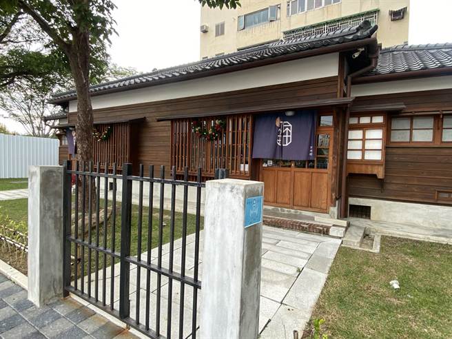 「下竹町」歷史建筑南大路警察宿舍即日起展出《竹。日常》竹艺展。（陈育贤摄）