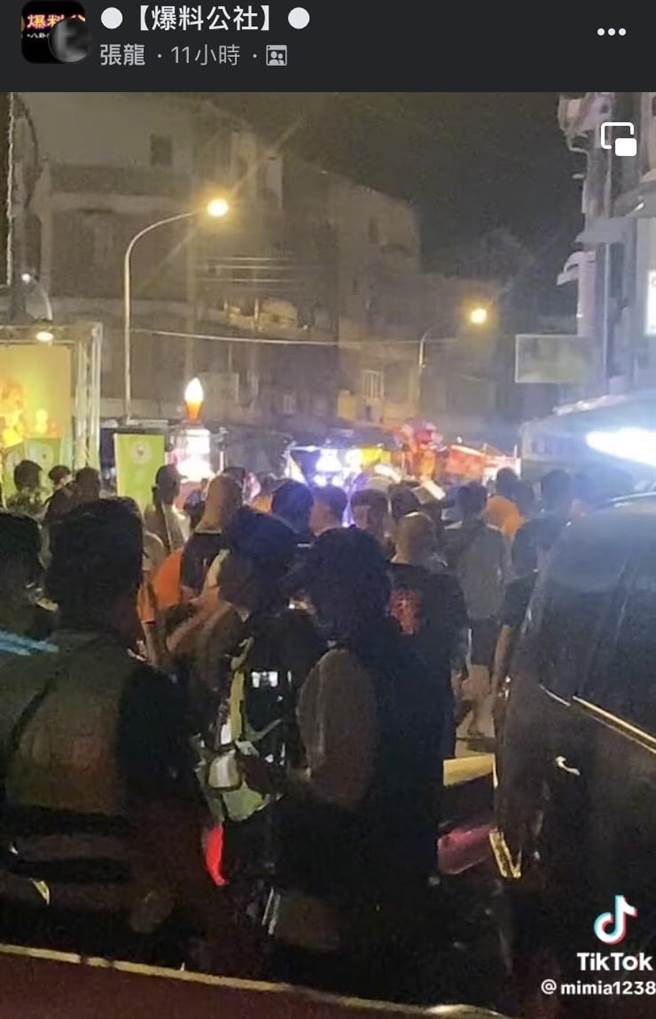 屏東長治鄉某宮廟10日晚間舉行遶境，不料許姓乩童與身旁21歲曾姓男子爆發口角衝突，還進而引爆雙方人馬互毆。（翻攝畫面／謝佳潾屏東傳真）