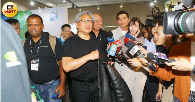 AI興起不僅讓輝達大發利市，也讓台積電等AI概念股跟著受惠。（圖／黃鵬杰攝）