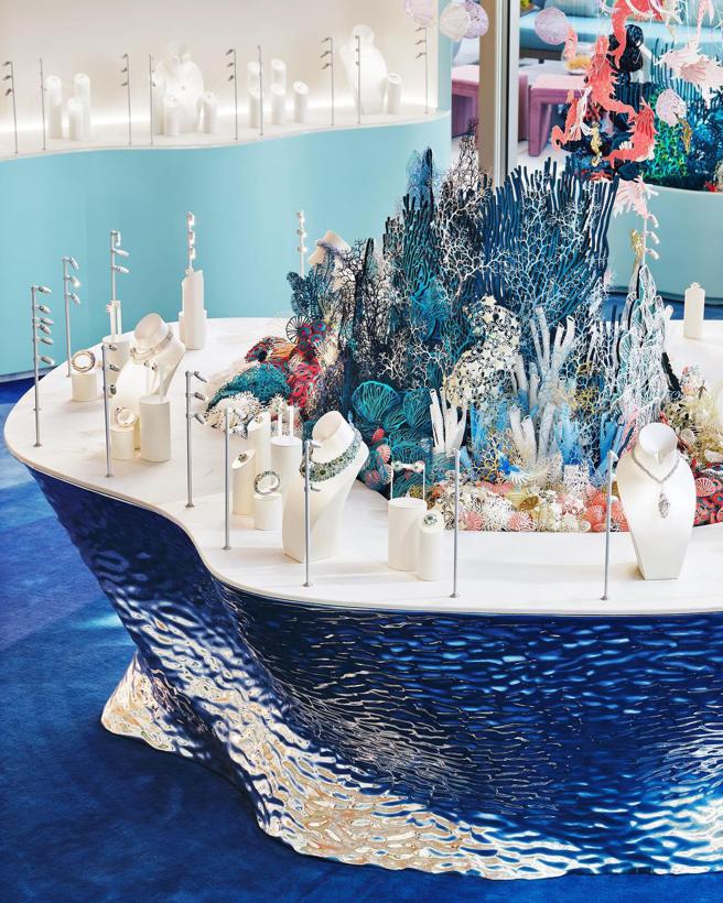 TIFFANY发表「幻海秘境」（Out of the Blue）珠宝，以珠宝诠释缤纷五彩的珊瑚礁世界。（Tiffany & Co.提供）