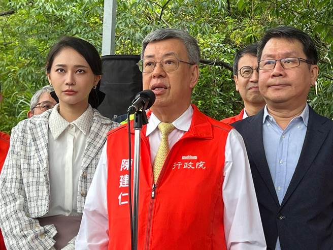 陳建仁表示，案件已進入司法程序，尊重司法調查結果。（王揚傑攝）