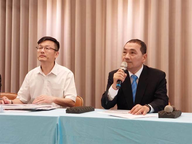 板桥私幼喂药案家长想验毛髮，新北教育局统计造册后续由检方安排。（陈慰慈摄）