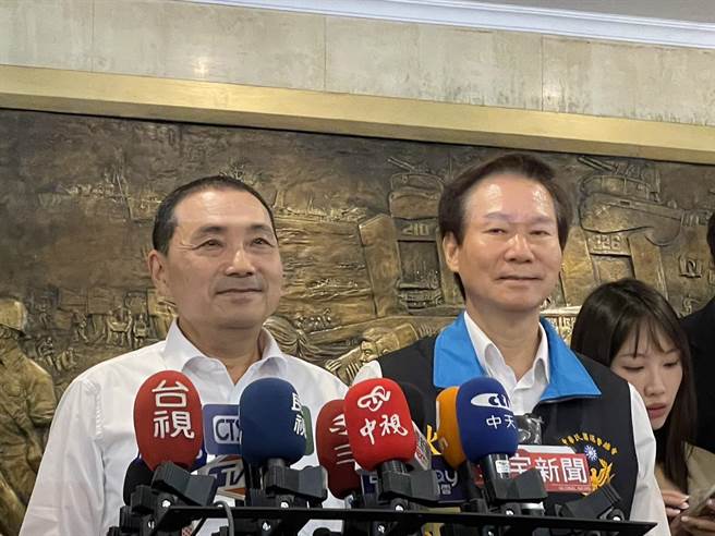 国民党总统参选人、新北市长侯友宜今接受媒体联访。（蔡佩珈摄）