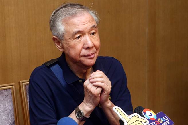 庞祥麟今现身，身形明显消瘦。（邓博仁摄）