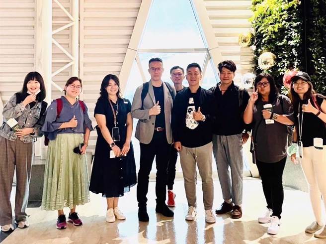 台流席捲韓國，屏東縣政府趁勢赴首爾推廣觀光。（屏縣府提供）