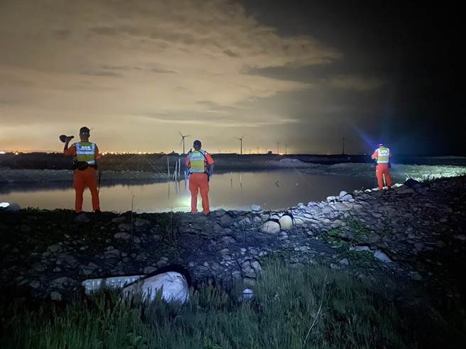 海巡署中部分署第三岸巡隊等單位，於端午前夕實施威力掃蕩。（海巡署提供／孫英哲彰化傳真）