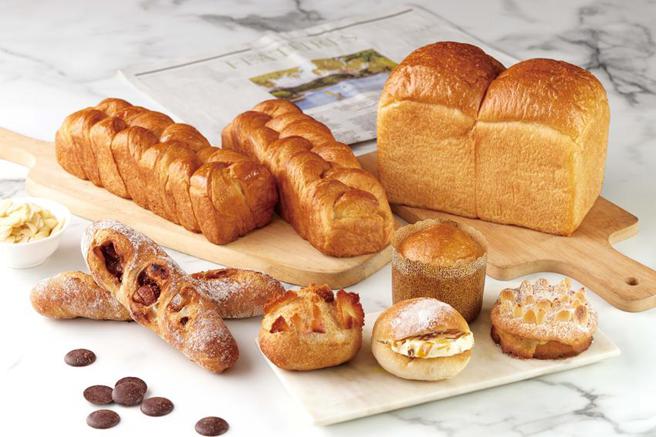 （日本麵包名店recolte主廚松尾裕生客座台北寒舍艾美酒店，為巧克光廊帶來超過十款的特色麵包每個80元起。圖／寒舍艾美酒店）