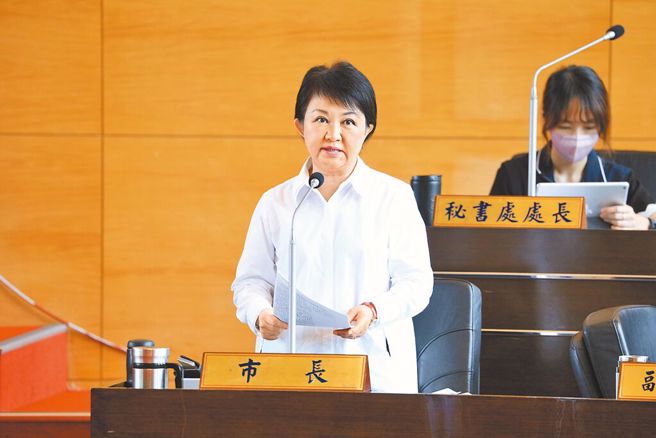 卢秀燕因在IG上传喝可乐影片，被批评是错误示范。（中时资料照，张亦惠摄）