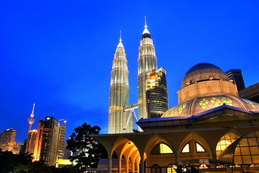 馬來西亞擁有絢爛的城市景緻與豐富自然景點。　圖：shutterstock／來源