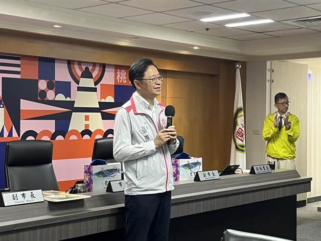 新北幼兒園餵藥案延燒多日，桃園市長張善政今主持市政會議時再度重申，倘若桃園發生相關狀況，會馬上公布園所名稱，決不寬貸。（陳夢茹攝）