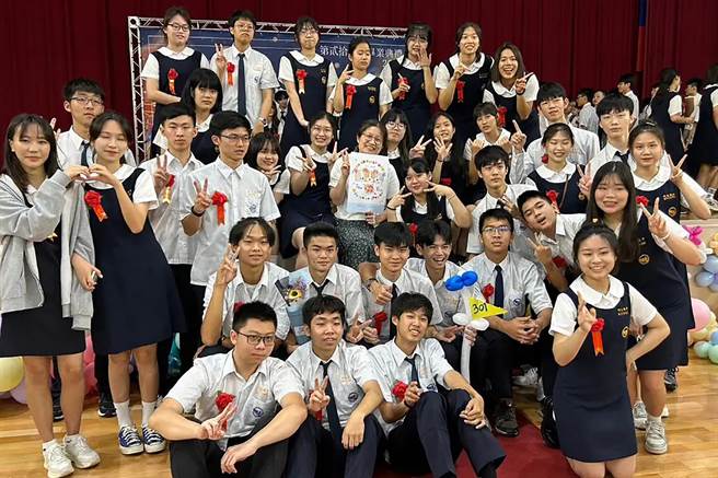 竹北高中大学入学个人申请放榜再创佳绩，数理专长班表现亮眼。（竹北高中提供／罗浚滨新竹传真）