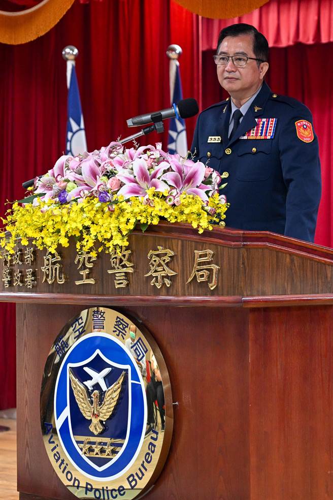 航警局長邱文亮表示，航警工作內容繁多，除了主動與海關等單位合作，阻絕毒品於境外，也透過地方檢察署的指揮，追溯揪出毒害源頭，近期持續加強防詐工作。（陳麒全攝）