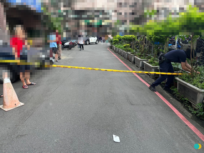 1名国2生因和爸吵架，不慎从高处坠落命危。（民眾提供）