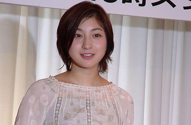 广末凉子承认出轨后，不但自毁演艺事业，玉女形象也翻车。（图／中时资料照）