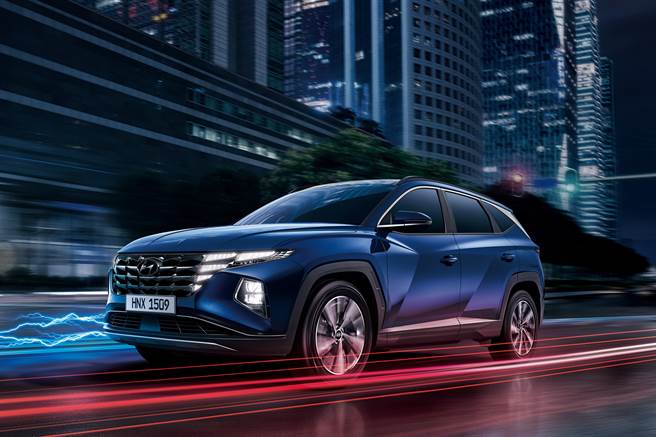 HYUNDAI全新涡轮油电新科技Tucson L Turbo Hybrid 110.9万起强势登场。（南阳提供）