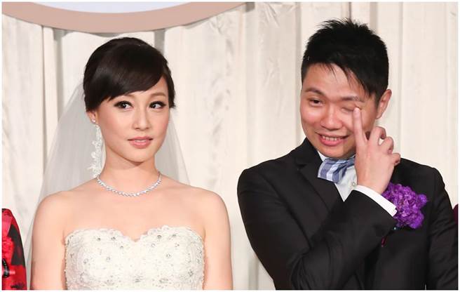 吴宇舒（左）与朱凯翔爱情长跑8年，在2013年结婚。（资料照片）