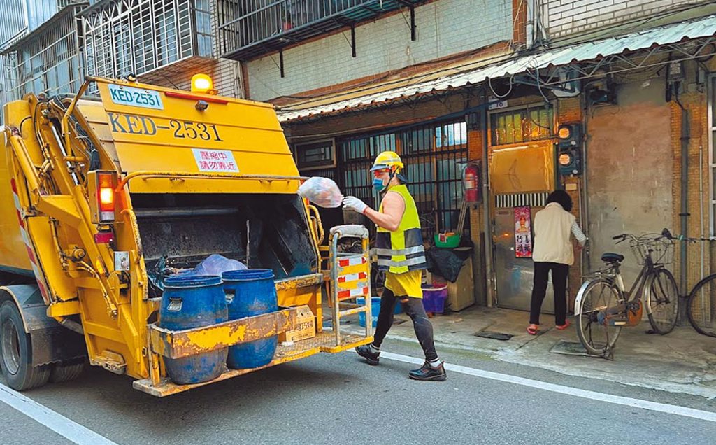 花蓮市民不用再等垃圾車! 12處定時定點清運專區 20日正式啟動。(示意圖/蔡依珍攝)