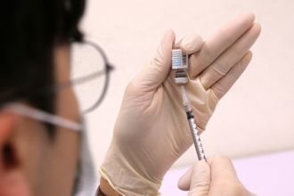 首批XBB疫苗最快9月中開打 莊人祥曝數量