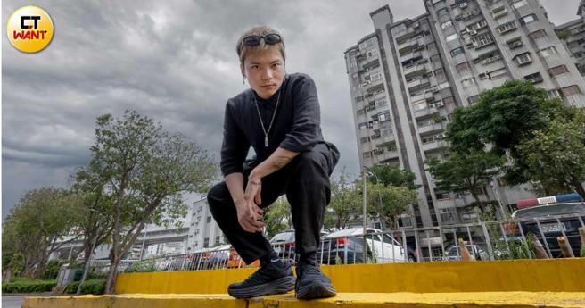 身为星三代，黄浩庭不怕被贴标籤。（图／焦正德摄）