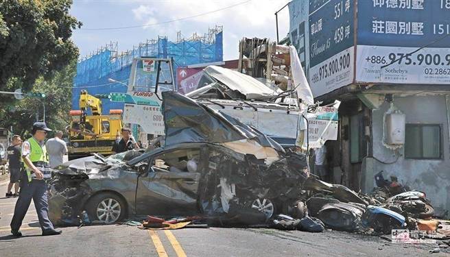 陽明山4死車禍，負責人8旬父判無罪。（本報資料照片）