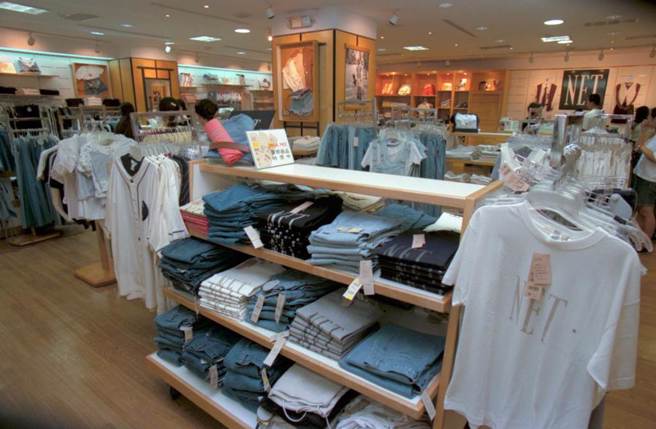 本土服饰品牌NET因为高CP值获得不少粉丝喜爱。（示意图／资料照）