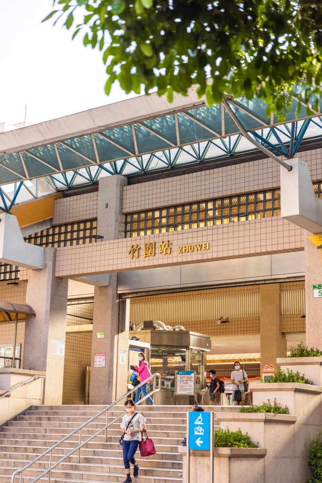  
竹围站是淡水区最靠近台北市的捷运站，腹地大生活机能完整，更有马偕医院等医疗资源，房价在淡水各商圈中明显高人一等。（图/甲山林 提供）
