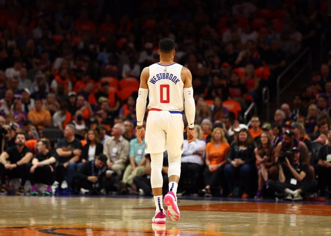 韦斯布鲁克会想只拿380万美元年薪续留快艇吗？(路透资料照)