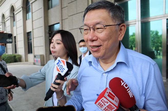 民眾黨主席柯文哲近日稱民進黨放狗咬人，引發綠營不滿。（邱立雅攝）