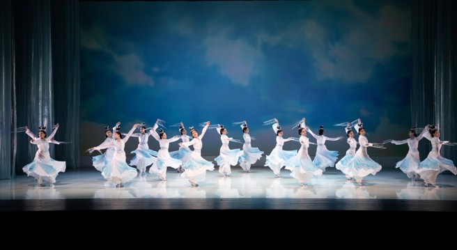 民族舞剧经典《七夕雨》将由臺北市立国乐团于6/16-18连续三天在臺北表演艺术中心大剧院经典再现。(图／臺北市立国乐团提供)