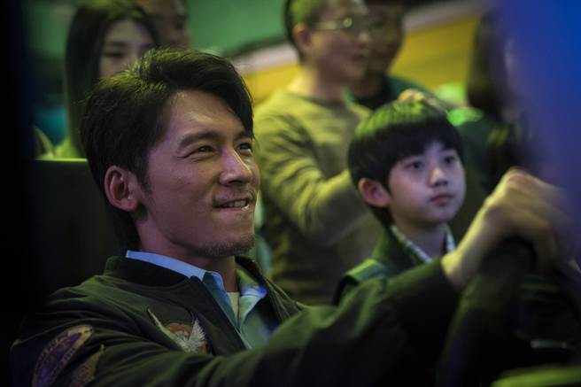 温昇豪主演新片《我和我的賽車老爸》成為馬來西亞國際電影節閉幕片。（采昌提供）