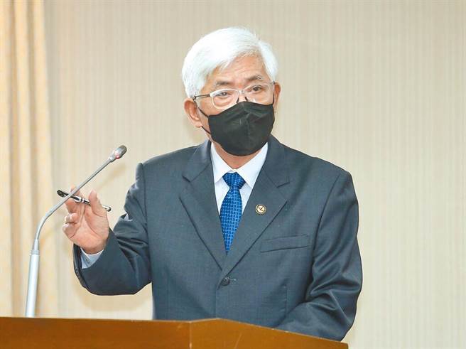 中选会主委李进勇。（本报资料照片）