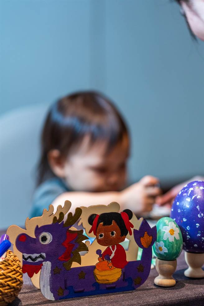 趣味「滑」龙舟结合了彩绘﹑动画赏析和趣味竞赛，适合阖家参与。（太鲁阁晶英酒店提供）