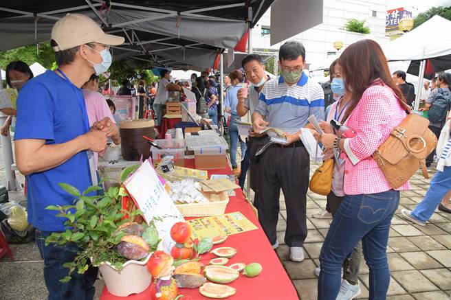 南投县政府17日在国立自然科学博物馆车笼埔断层保存园区举办「2023南投县结合观光产业户外海洋教育走读体验嘉年华暨成果发表会」。（南投县政府提供／冯惠宜台中传真）