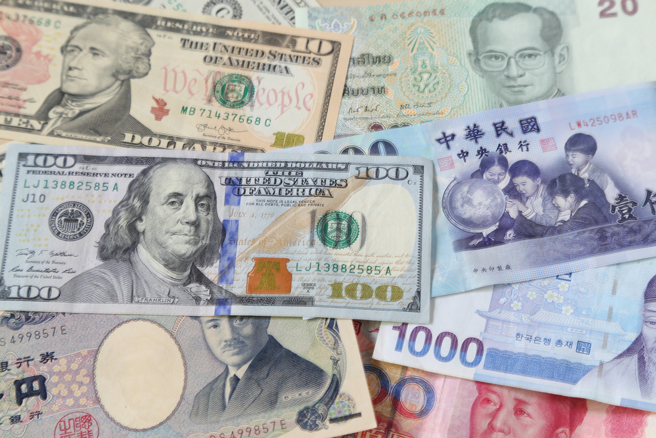 台灣續被列入匯率操縱觀察名單。（示意圖／shutterstock）