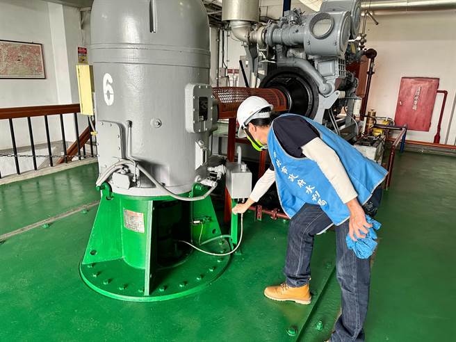 新北市政府水利局于6月18日20时起，进行中原抽水站维护管理之例行性蓄水试抽作业。（水利局提供）