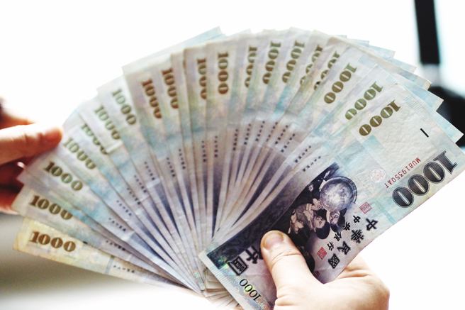 牡羊、雙子及水瓶做事從不得罪人，職場與家庭兩得意，使他們過得越來越幸福。(示意圖/達志影像)