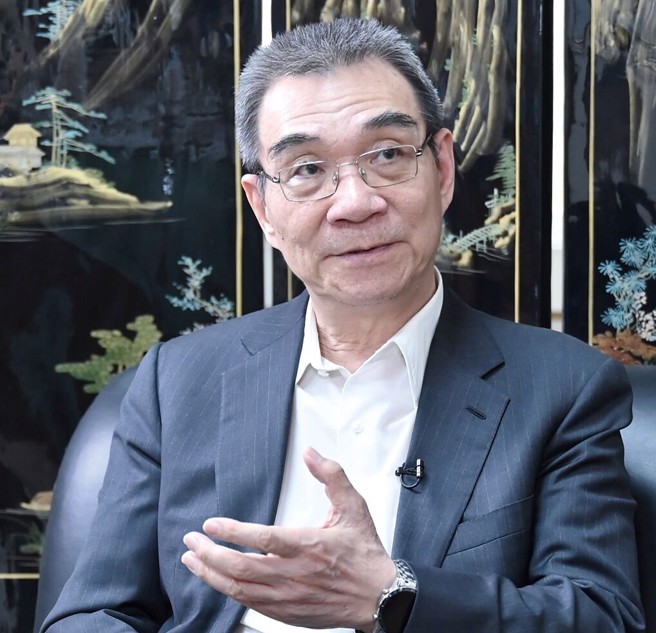 林毅夫今对年轻一代的台湾乡亲喊话：不论你们今后从事什么职业，到大陆来，抓住这个千载难逢的机遇。(资料照片/中新社)