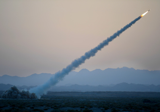 遠程火箭炮可對台灣西部「洗地」？  軍事專家披露驚人內幕
