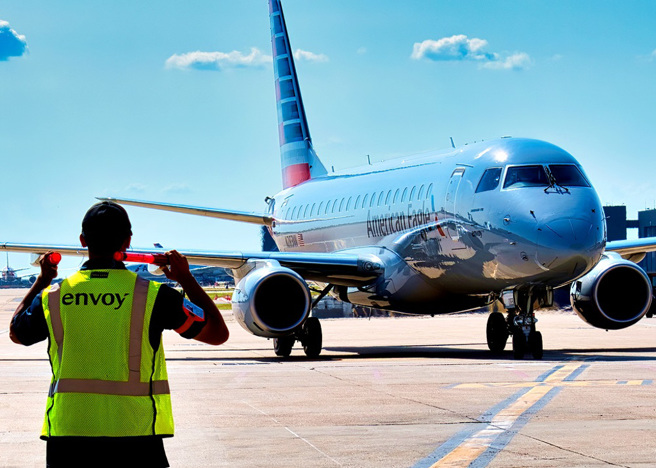 美国阿拉巴马州一座机场2022年跨年夜发生地勤被「吸进」飞机引擎的死亡悲剧。（示意图／shutterstock）