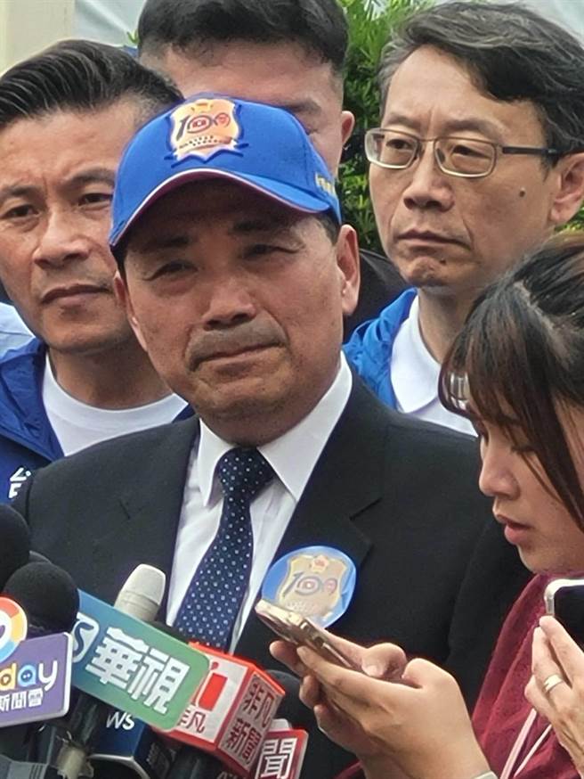 国民党总统参选人侯友宜出席黄埔建军百年活动。吕昭隆摄