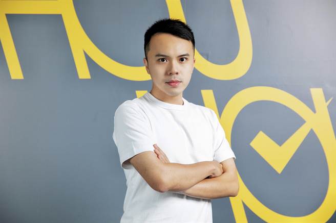 侯友宜竞选工作室发言人吴亮贤批卫福部「盖牌」，指卫福部次长王必胜稍早承认检测结果确实为阴性，并证实从质谱仪来看，此药物是「不存在」。（吴亮贤提供）