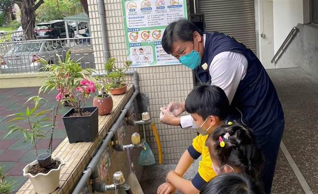 社区病毒肆虐。（本报资料照）